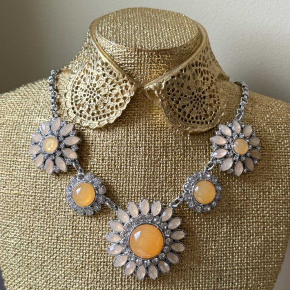 LIA SOPHIA Necklace "Christina's Joy" Floral Peach Yellow Clear Silver 18"-21" - Picture 5 of 6